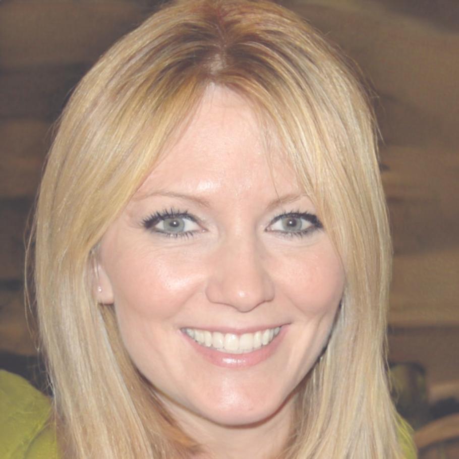 Sarah Hoffmann, Portfolio Management Specialist